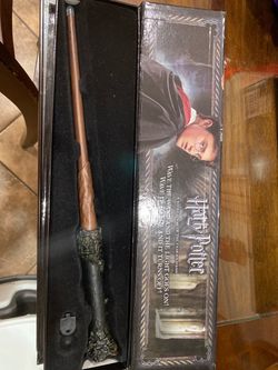 Harry Potter Light-Up Wand Replica