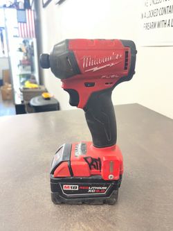 Milwaukee 2760-20 Surge 1/4” Hex Hydraulic Driver w 5.0 Battery