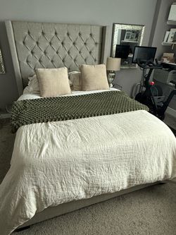 Upholstered queen Bed Frame with Wingback Headboard
