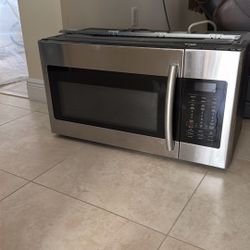 Microwave 
