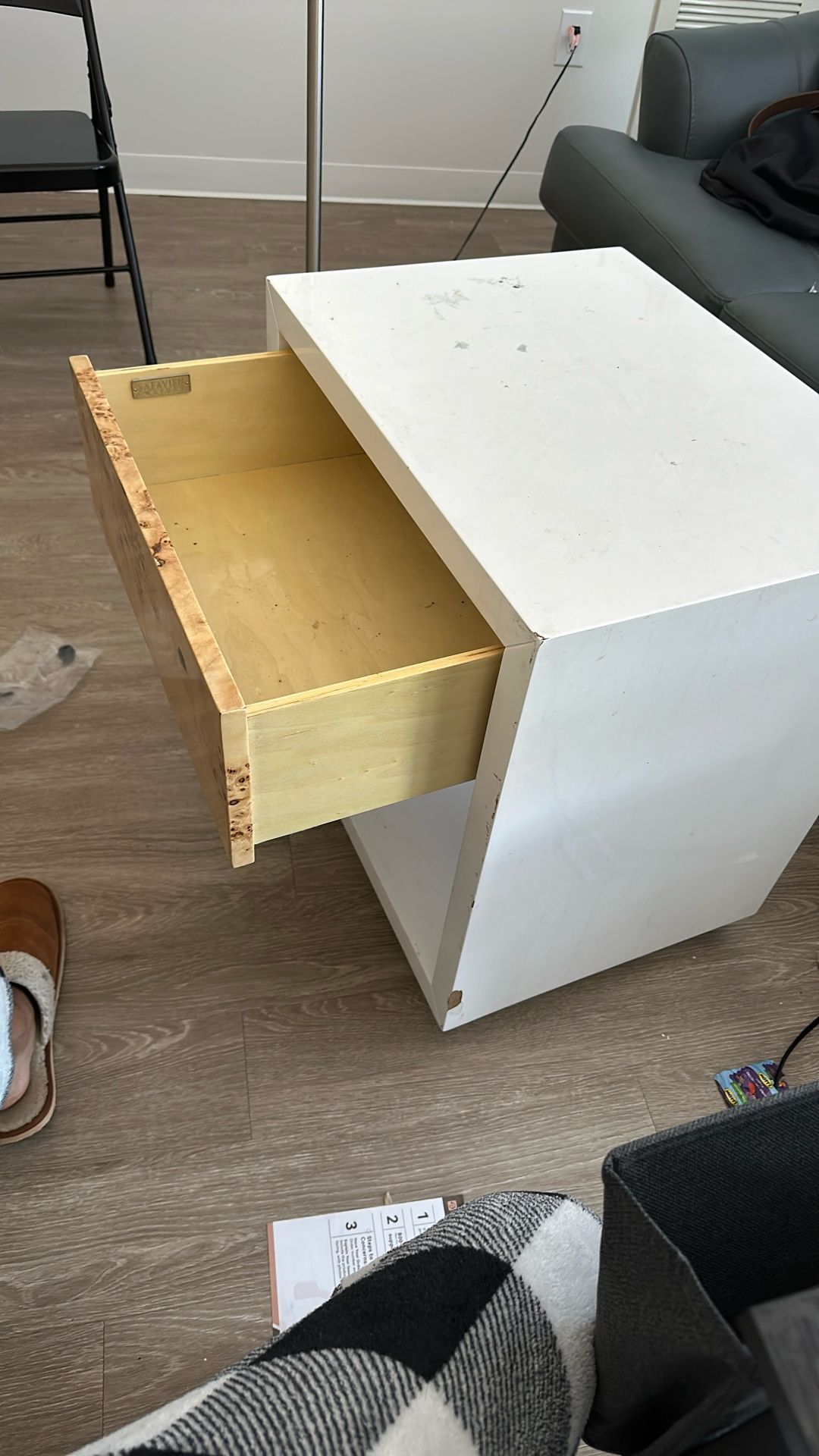 Small Desk With Drawer