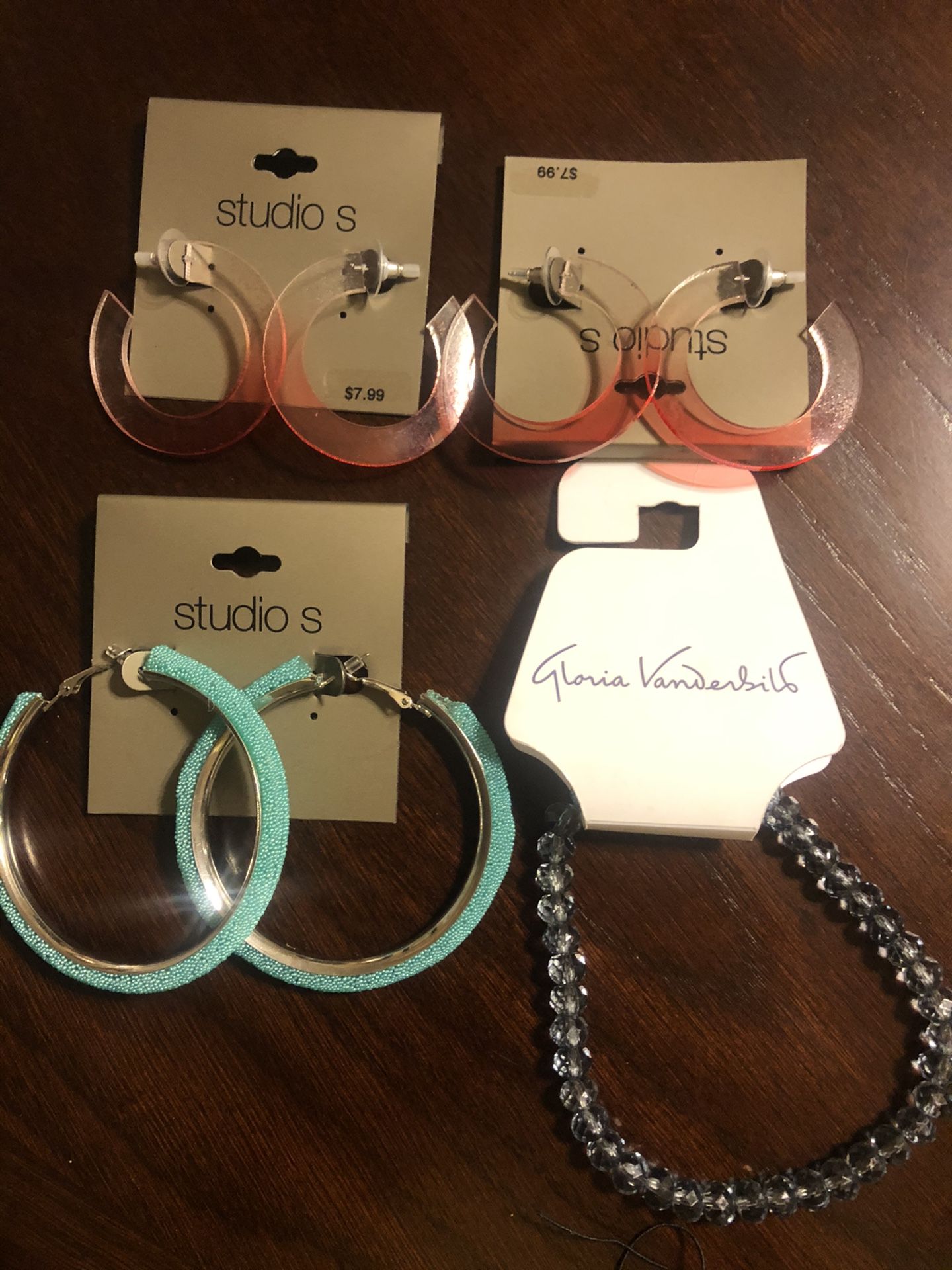 Assorted earrings