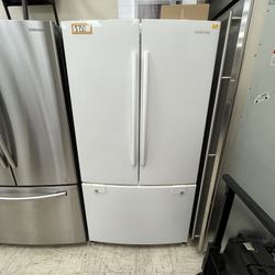 SAMSUNG WHITE FRENCH DOOR FRIDGE WITH ICE DISPENSER