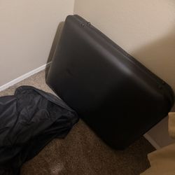 Massage Table 