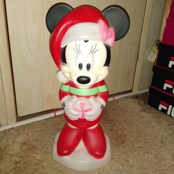 Adorable New Disney Minnie Mouse Lighted Christmas Blow Mold! 🎄⛄