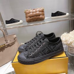 Fendi Men’sSneaker With Box 2026 New