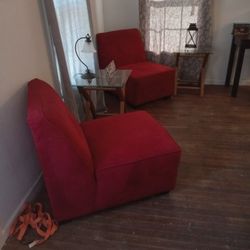2 Red Chairs 