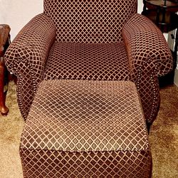 FURNITURE | Chair and Ottoman/Footstool