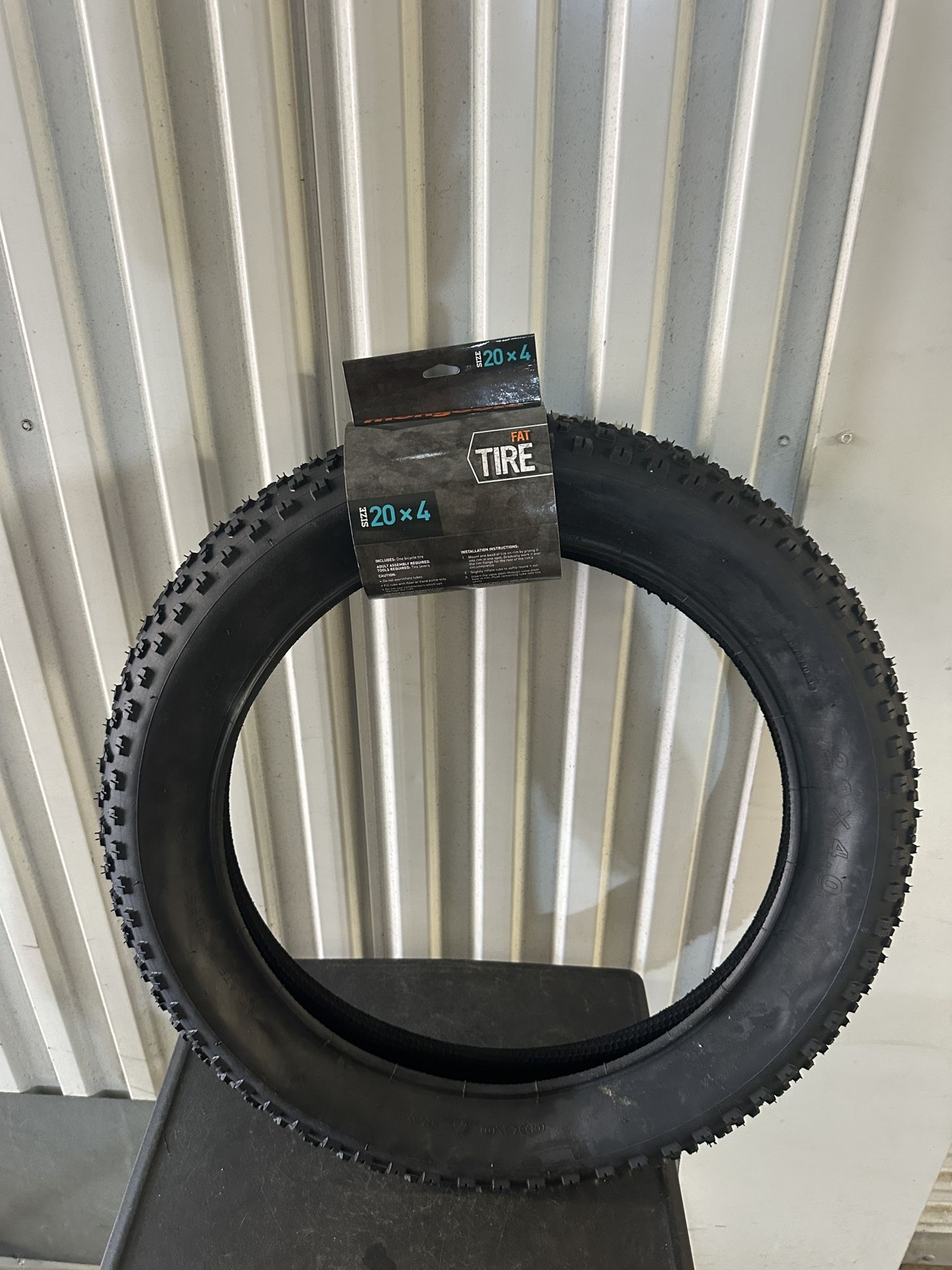 Mongoose Fat Tire 20 x 4