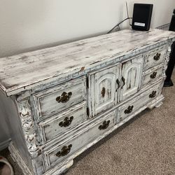 Antique Dresser set 