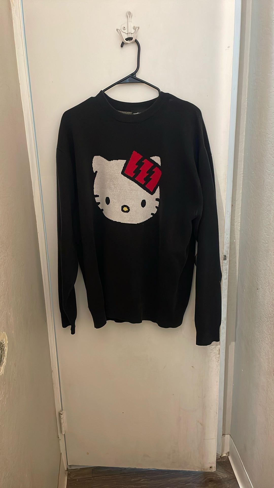 Hello Kitty sweatshirt