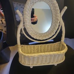 Rattan Make Up Mirror