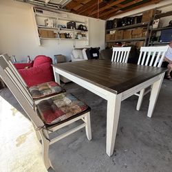 Farm style solid wood dinner table and 4 chairs with cushion,can deliver