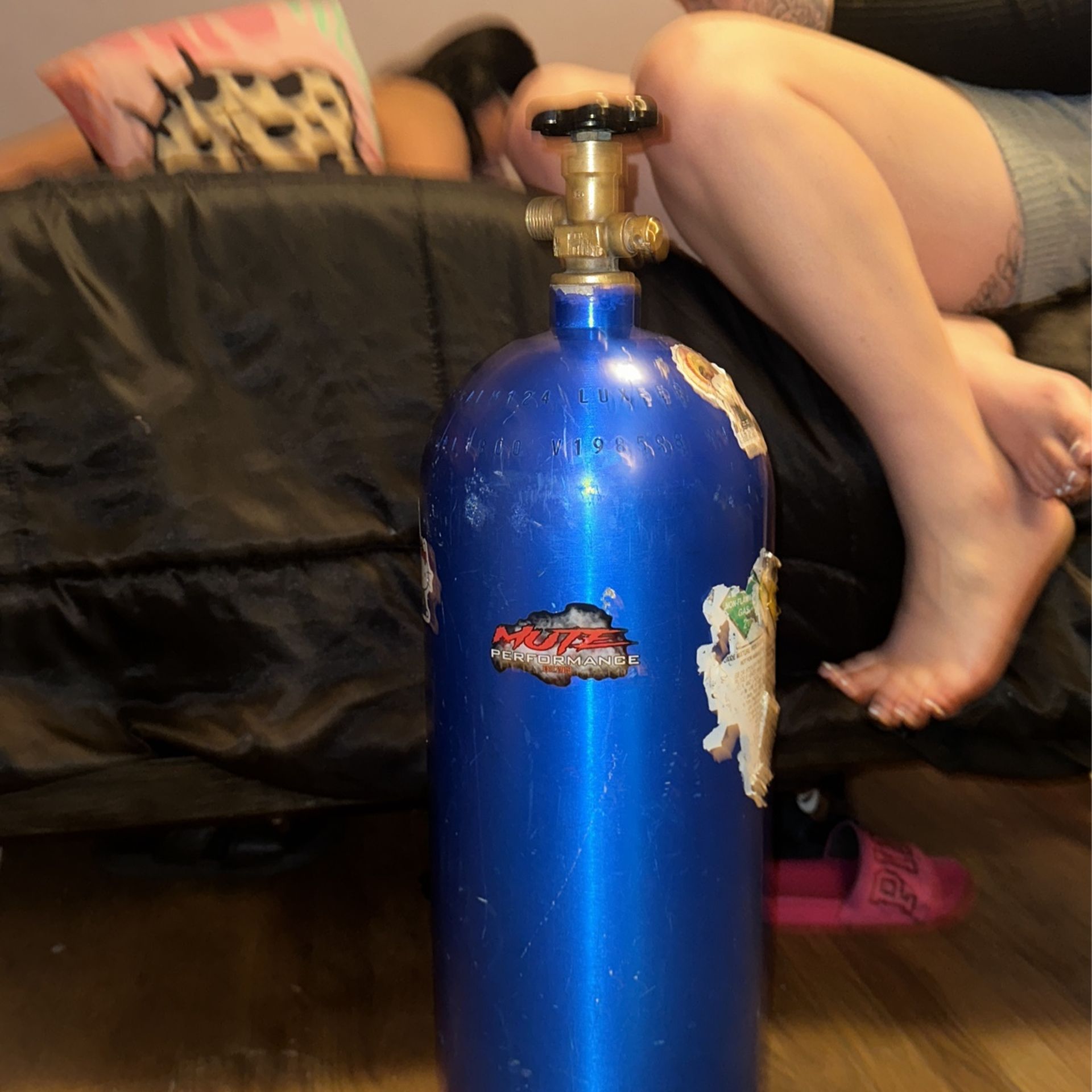 15 Pound Noz Tank
