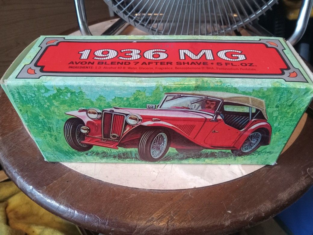 Vintage Avon “1936 MG” Tai Winds After Shave, Full Bottle