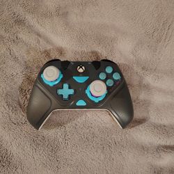 Victrix Custom Controller XBOX With Accessories 