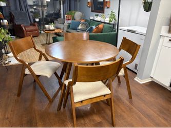 Mid Century Modern Style Dining Table & (4) Chairs