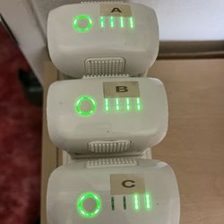 Dji Phantom 4 Batteries Sold As a Set Of 3 