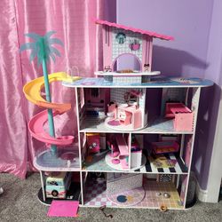 Doll House 