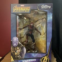 DIAMOND SELECT TOYS Marvel Gallery: Avengers Infinity War Movie Spiderman PVC Gallery Figure