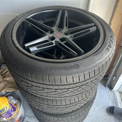 CM1 FERRADA wheels with tires