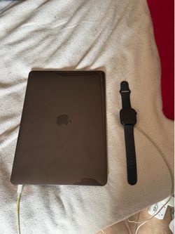 2019 Apple MacBook Air & Apple Watch Series 10