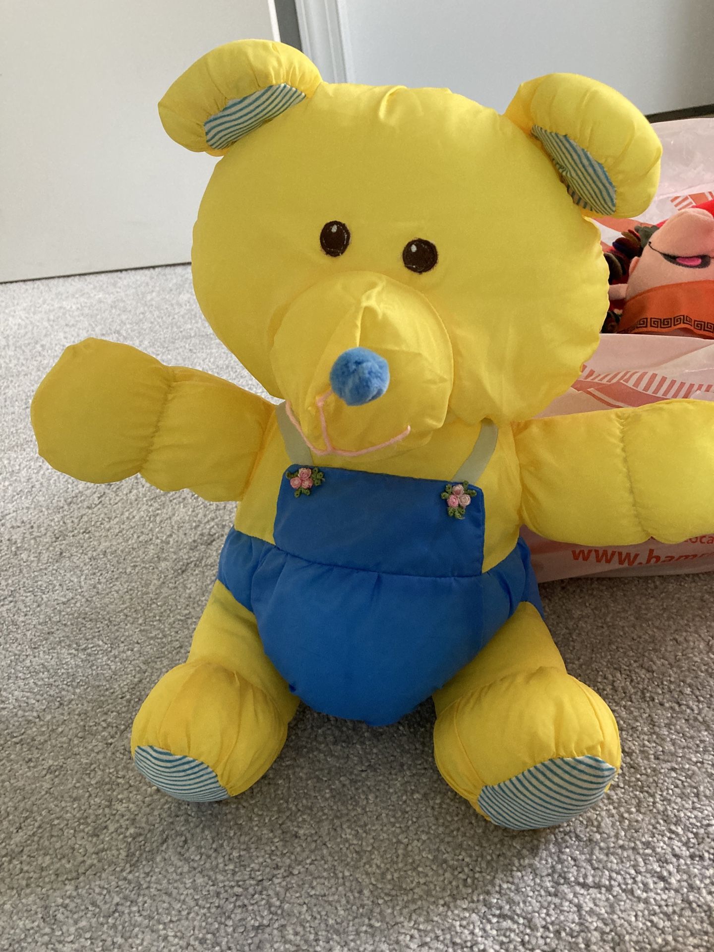 Yellow Bear 