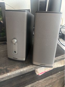 Bose multimedia speaker system