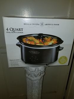 Oval slow cooker