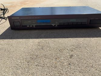 1983 Kenwood Tuner
