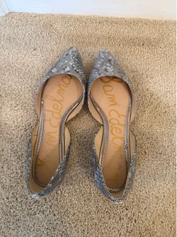 Ballet flats