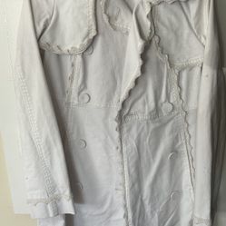 Heavy white detailed button up coat small