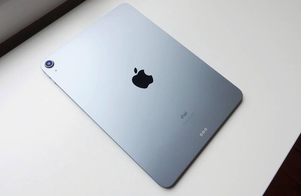 Apple iPad Air 4th Generation Brand New, 64GB, Wi-Fi, 10.9 inches, Model MYGC2LL/A Space Gray