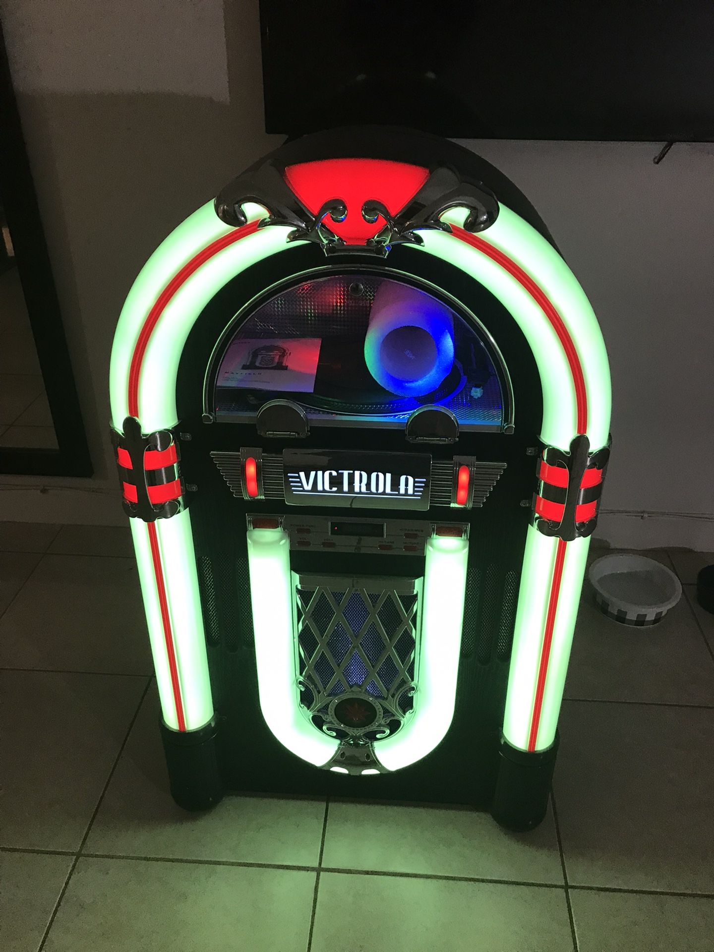The Mayfield Full-Size Jukebox Victoria