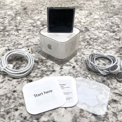 IPOD NANO 8 GB GRAPHITE  MC688LL/A With HEADPHONES USB CABLE + ORG. BOX BUNDLE