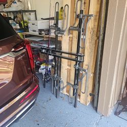 Swagman XTC4. Trailer Hitch Bike Rack
