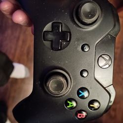 Xbox box one s 500 gb color white