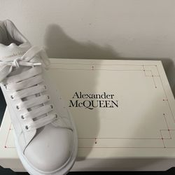 Alexander McQueen Oversized
