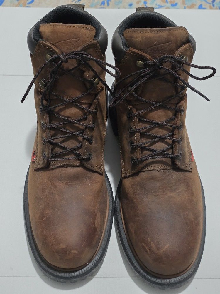 Red Wing Boots DynaForce #4215 Men's 6 inch Waterproof Safety Toe Boot Size: 10.5