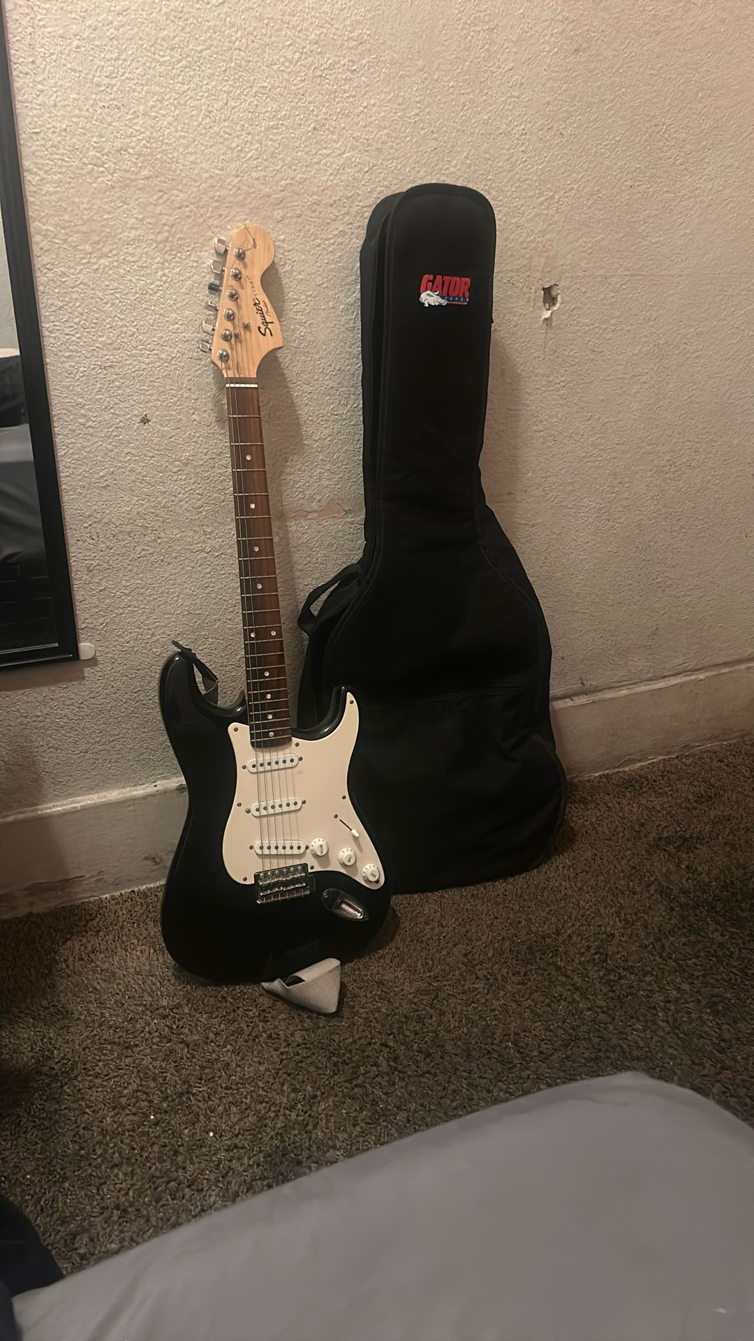Fender Squire Strat