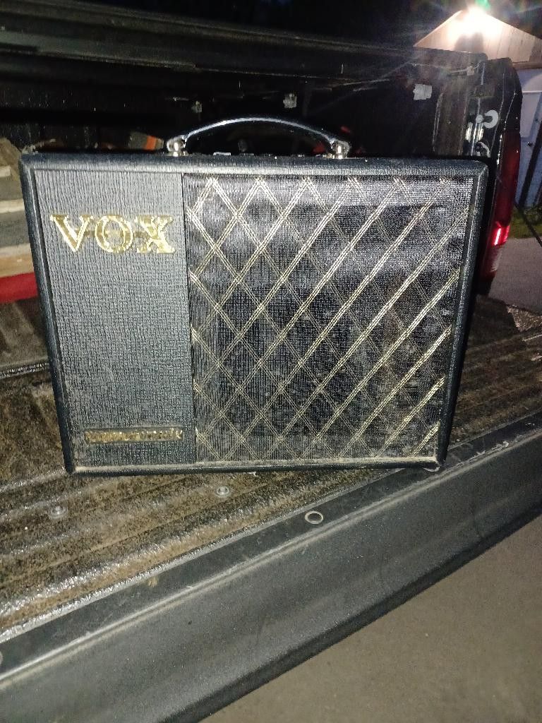 Vox Guitar Amp 