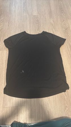Plain black top