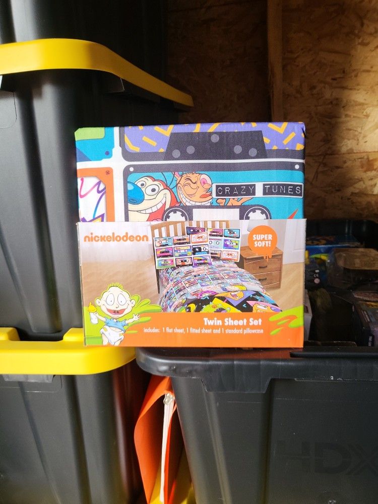 nicklelodeon TWIN sheet set "rretro casettes"