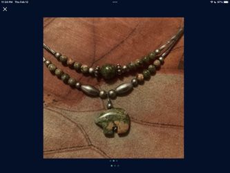 Silver And Jade Necklace.   Navajo 