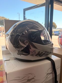Full-Face Motorcycle Helmet Graphic Design