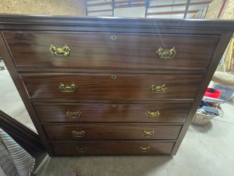 Antique English Mahogany Chest of Drawers - Circa 1900 (John Brown Ltd.)