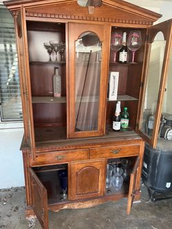 China hutch