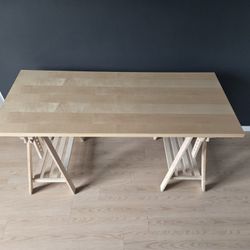IKEA MALSKYTT / MITTBACK DESK