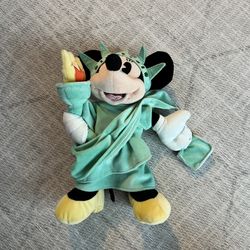 Disney Store New York City Statue of Liberty Minnie Mouse Plush Toy 12” Doll