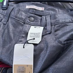 Levi's High Rise Straight. New 32x32 = Sz 12 Ladies